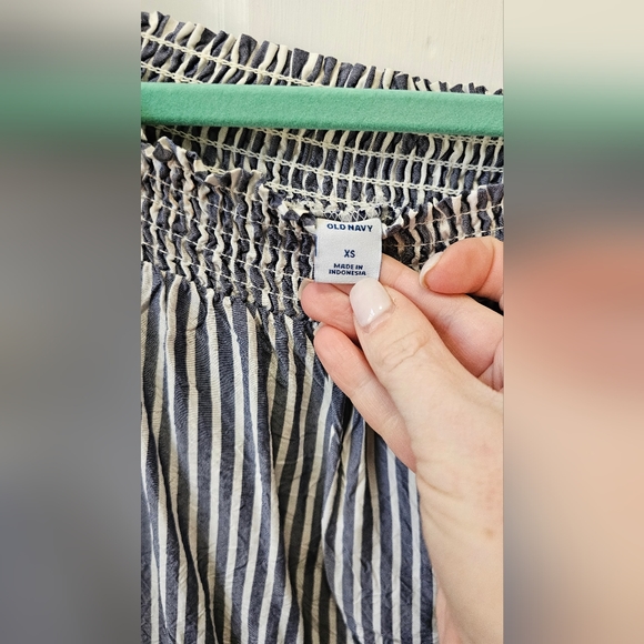 Old Navy off the shoulder blue and white striped dress size extra small - Picture 2 of 4
